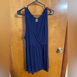 VKY&CO Shirt - no size listed, probably 1X or 2X